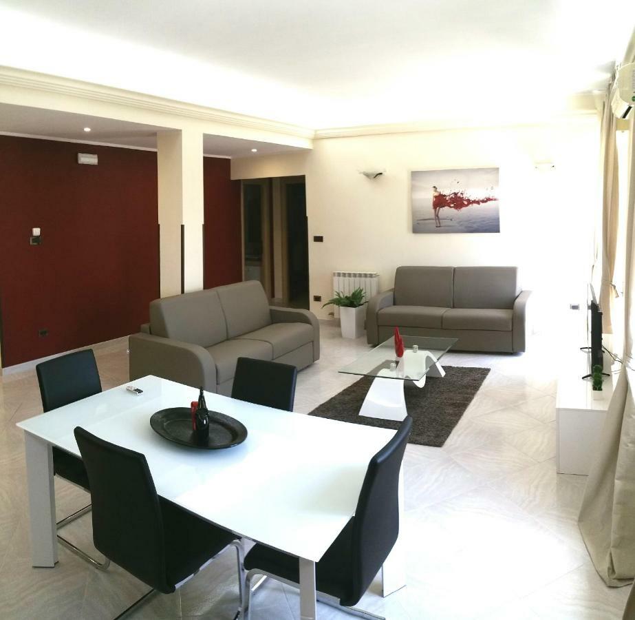 My Place Сиракуза Екстериор снимка